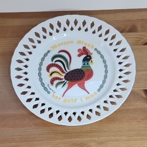 Vintage Berggren Reticulated Wall Plate - Rooster - Scandinavian/Swedish Proverb